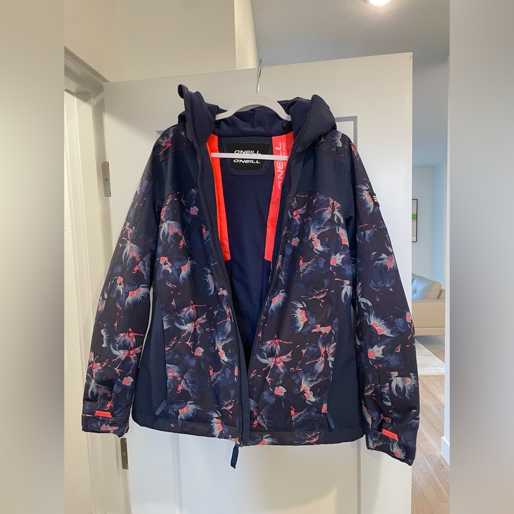 O’Neill Women’s Snow and Ski Jacket Coat Navy Blue Floral Size Medium